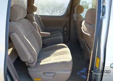 2001 Toyota Sienna Le z USA, uszkodzony, nr VIN 4T3ZF13C81U330578